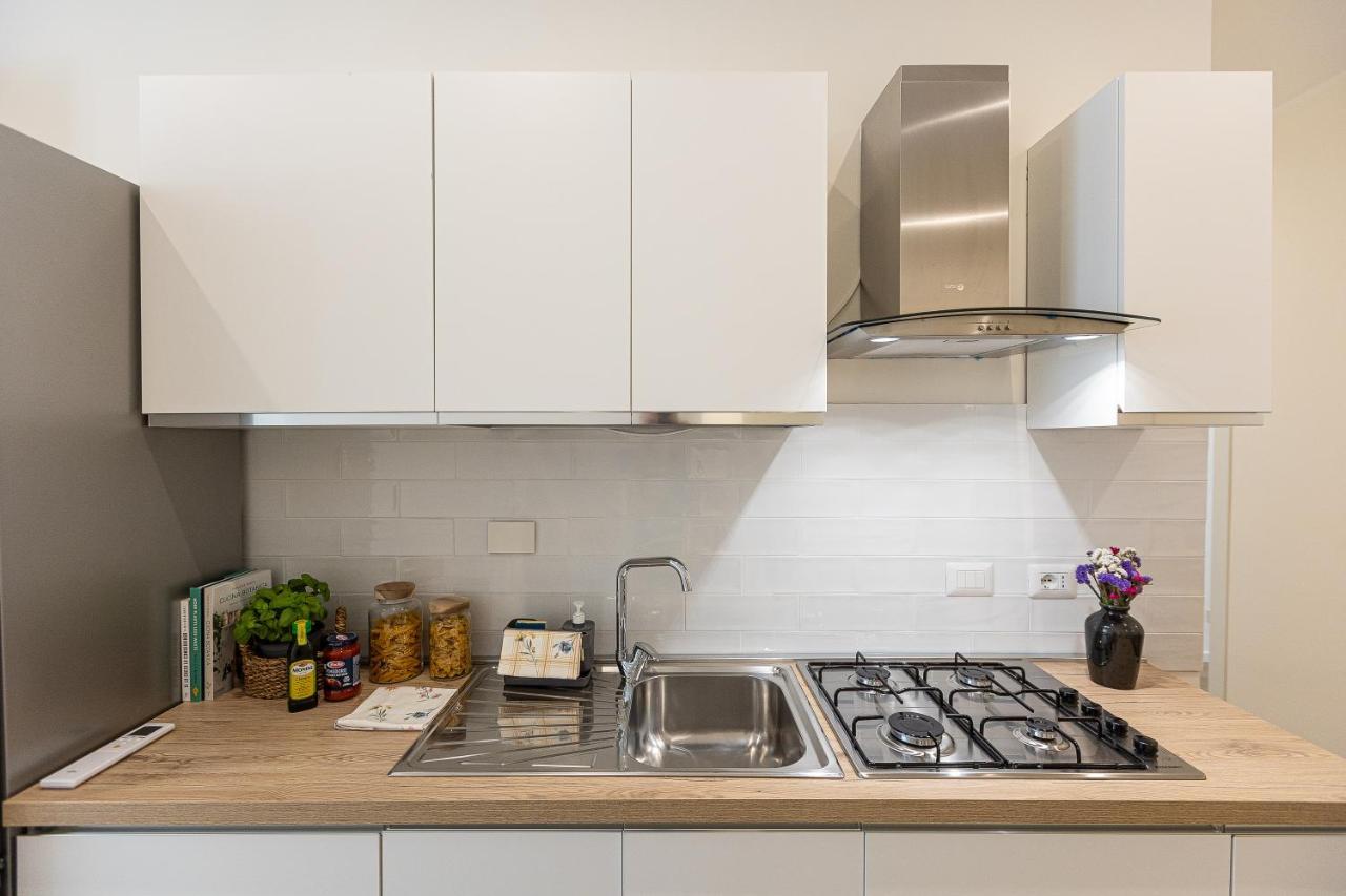 Colosseum Boutique Apartment Рим Екстер'єр фото