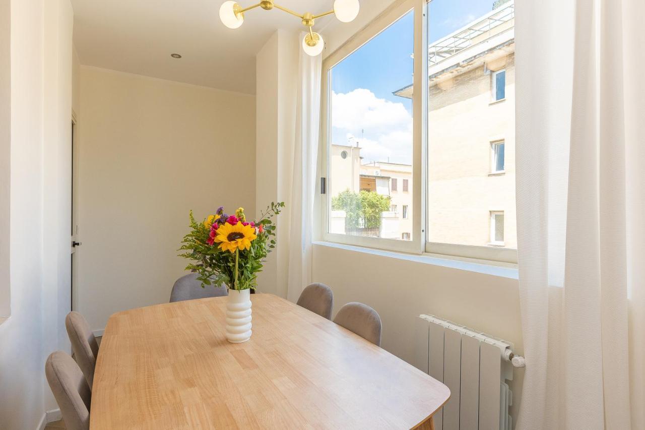 Colosseum Boutique Apartment Рим Екстер'єр фото
