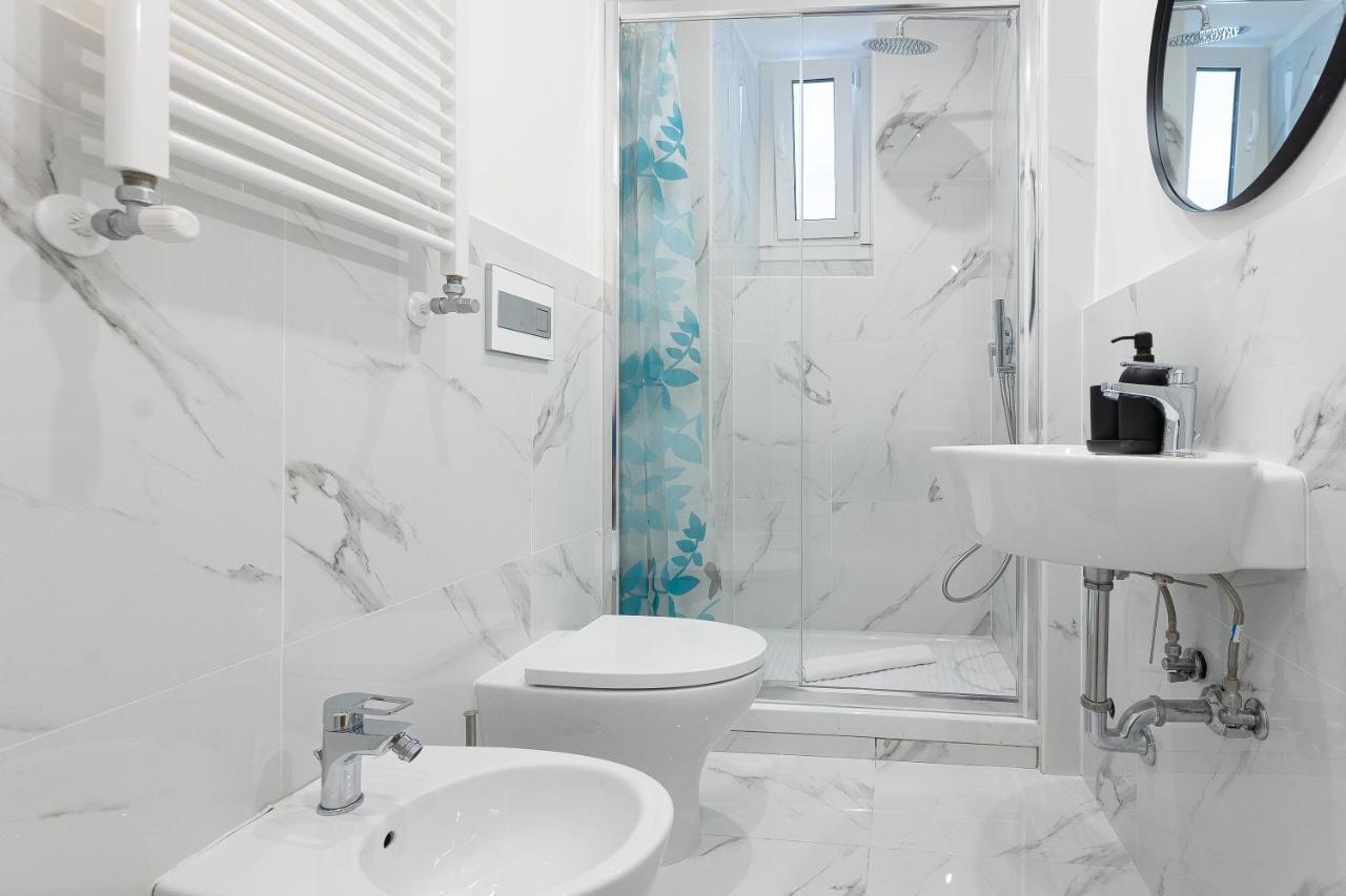 Colosseum Boutique Apartment Рим Екстер'єр фото