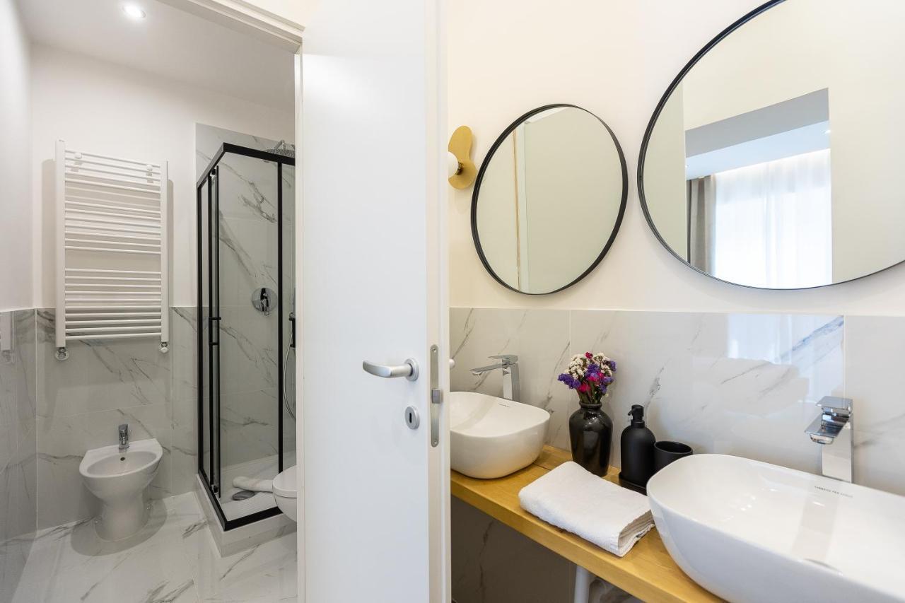 Colosseum Boutique Apartment Рим Екстер'єр фото