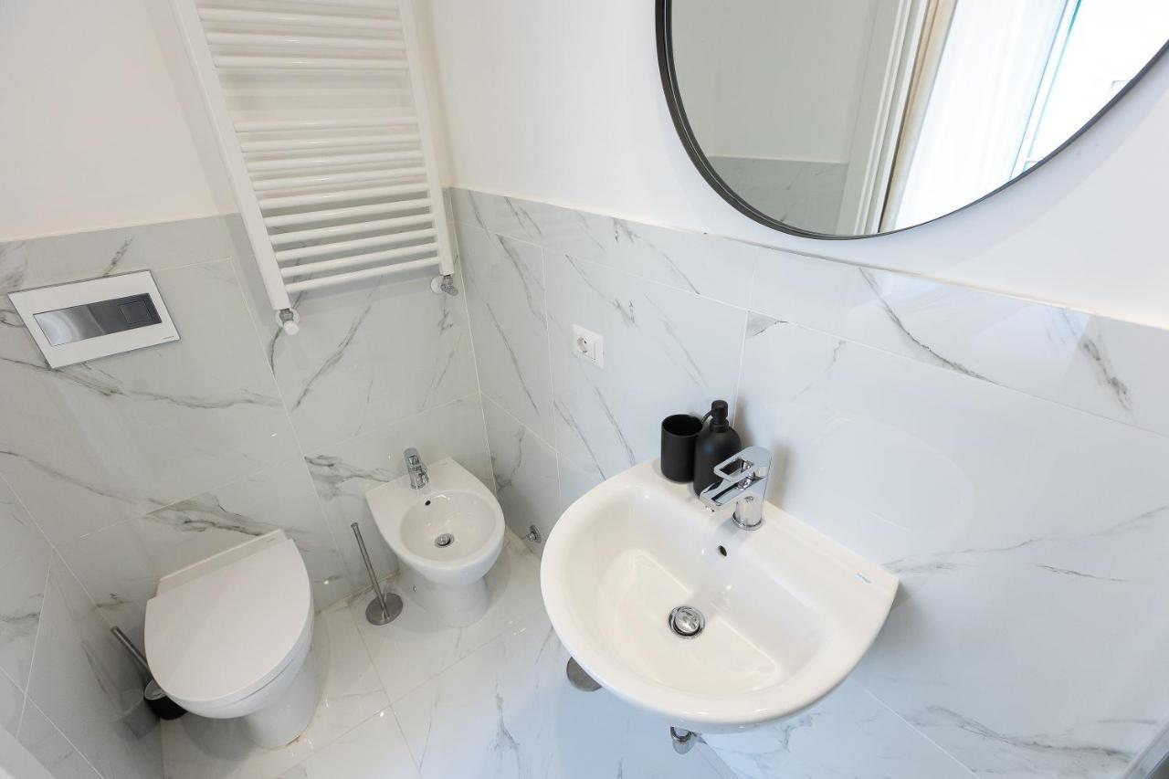 Colosseum Boutique Apartment Рим Екстер'єр фото