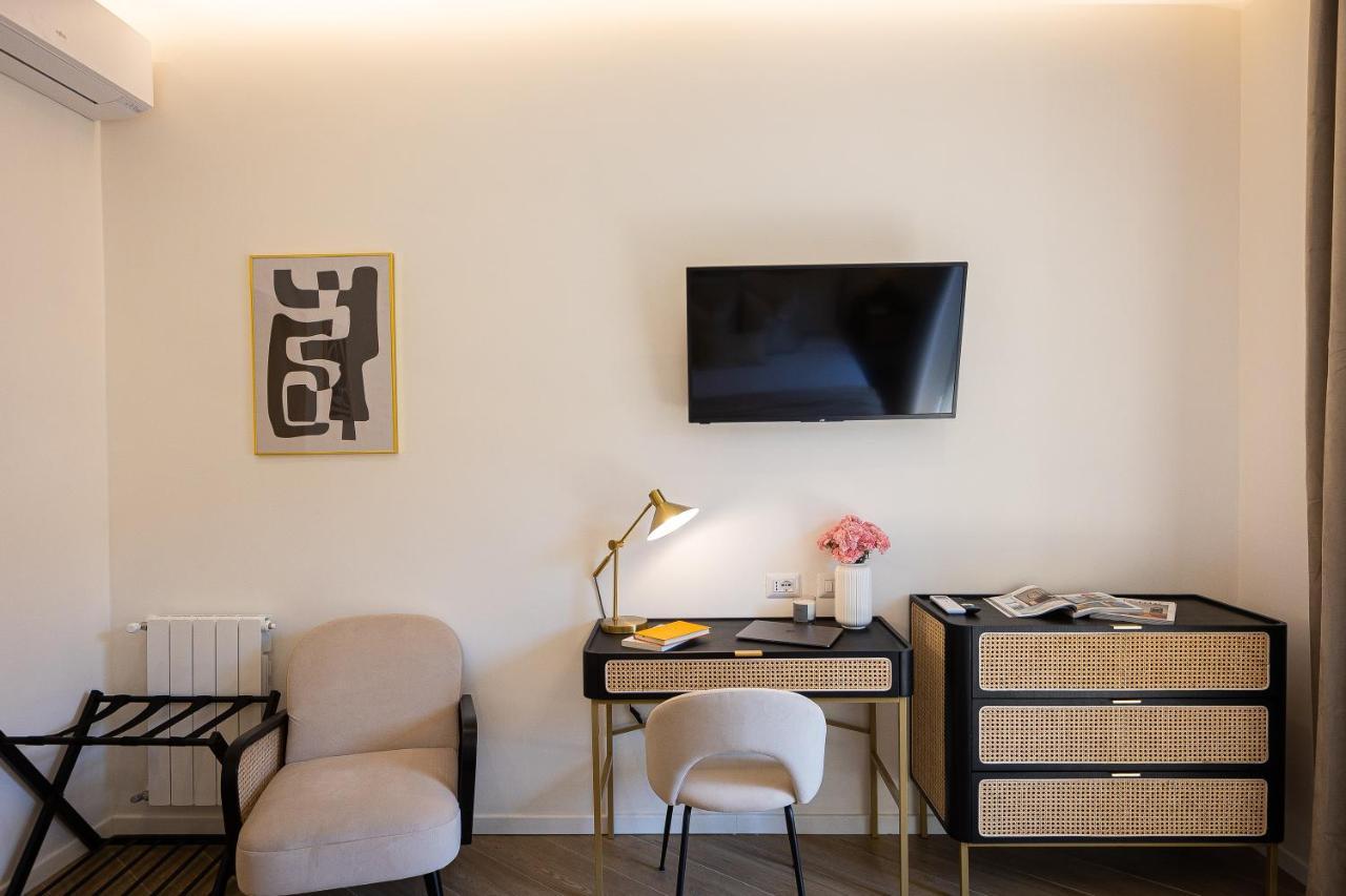 Colosseum Boutique Apartment Рим Екстер'єр фото
